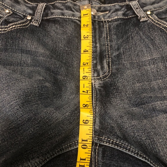 Cato Woman Crop Capri Embellished Rhinestone Cross 5 Pocket sz 18W Blue Whiskers - Picture 11 of 13